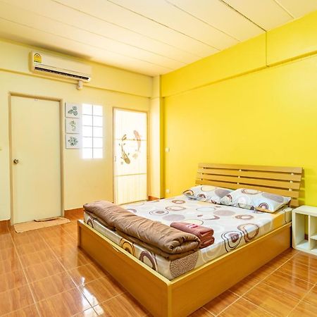 Benjaratch Boutique Apartment Bangkok Exteriör bild