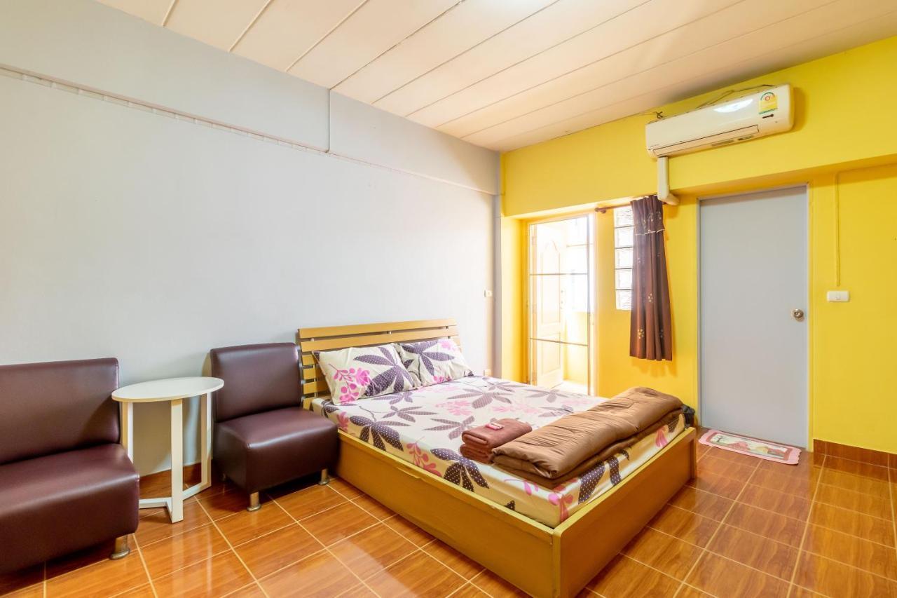 Benjaratch Boutique Apartment Bangkok Exteriör bild