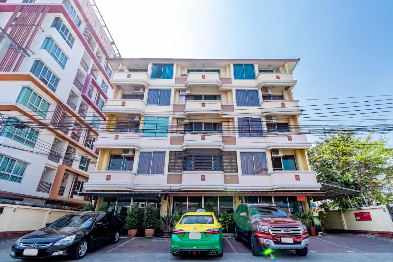 Benjaratch Boutique Apartment Bangkok Exteriör bild
